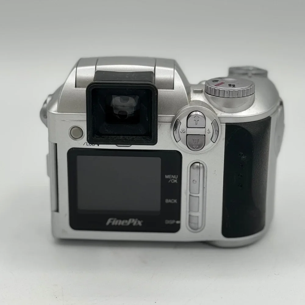 Fujifilm finepix s3000